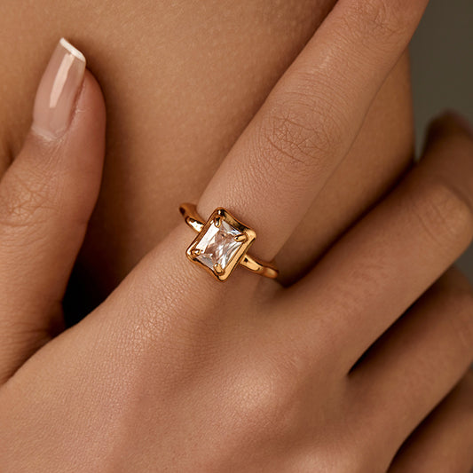 Anillo Ajustable Delicado con Baño de Oro