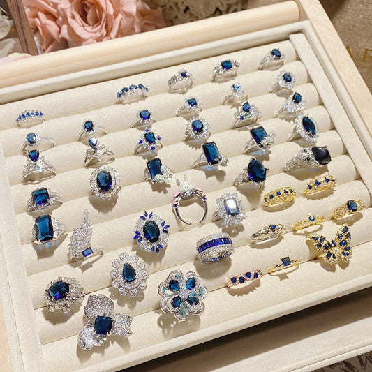 Luxurious blue natural stone ring