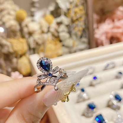 Luxurious blue natural stone ring