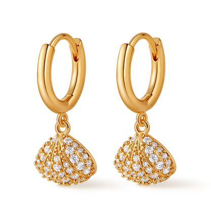 Collar y pendientes de concha y perla de cobre chapado en oro real de 18K